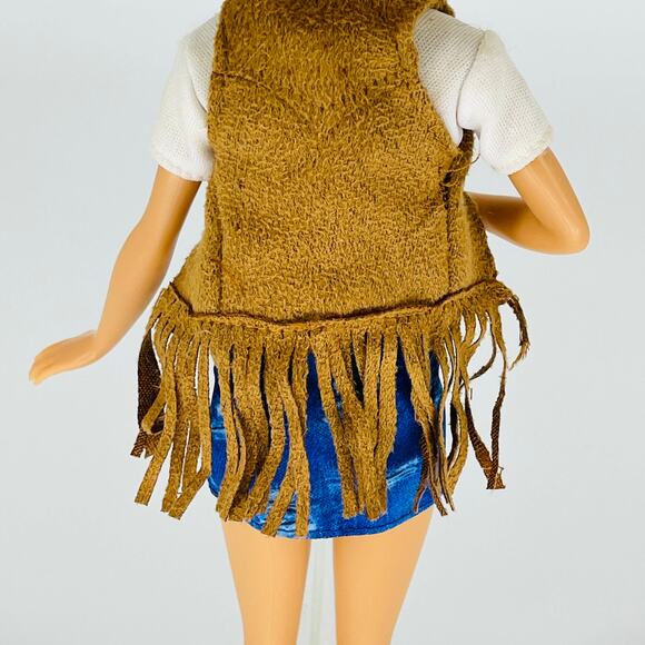 Mattel Barbie Careers Baby Doctor Doll DVG10 Cut Hair in Well Played Condition - Picture 11 of 12